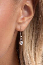 Cargar imagen en el visor de la galería, Flowering Fantasy Green Necklace