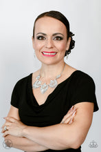 Cargar imagen en el visor de la galería, Miss YOU-niverse Black/ Silver Necklace