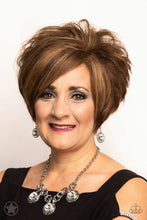 Cargar imagen en el visor de la galería, Hypnotized Silver Necklace