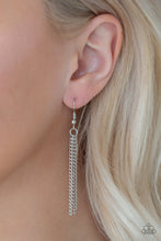 Cargar imagen en el visor de la galería, Way To Make An Entrance Purple Necklace