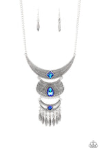 Cargar imagen en el visor de la galería, Lunar Enchantment Blue Necklace