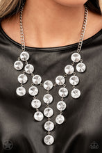 Cargar imagen en el visor de la galería, Spotlight Stunner White Necklace