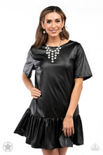 Cargar imagen en el visor de la galería, Spotlight Stunner White Necklace