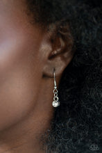 Cargar imagen en el visor de la galería, Posh Party Avenue Multi Necklace