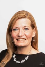 Cargar imagen en el visor de la galería, Hollywood Hills Silver Necklace