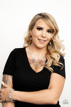 Cargar imagen en el visor de la galería, Hollywood Hills Silver Necklace