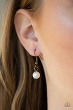 Load image into Gallery viewer, Teardrop Serenity Brass Necklace