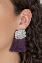 Cargar imagen en el visor de la galería, Plume Bloom Purple Earring
