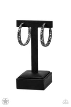 Load image into Gallery viewer, GLITZY By Association Black/ White Earring
