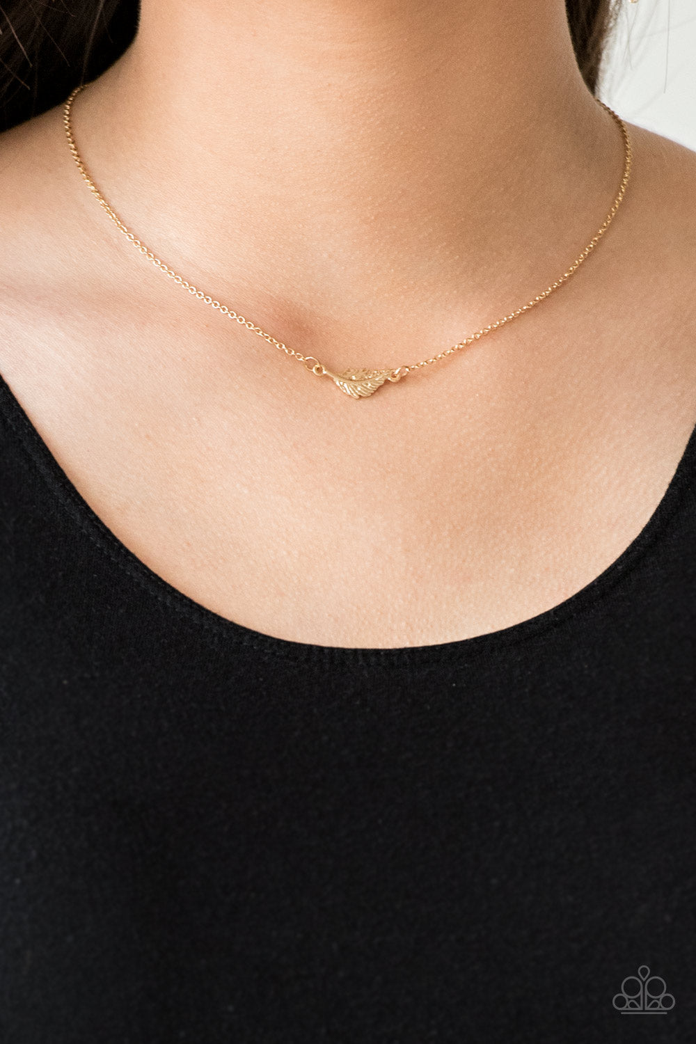 In-Flight Fashion Gold Necklace