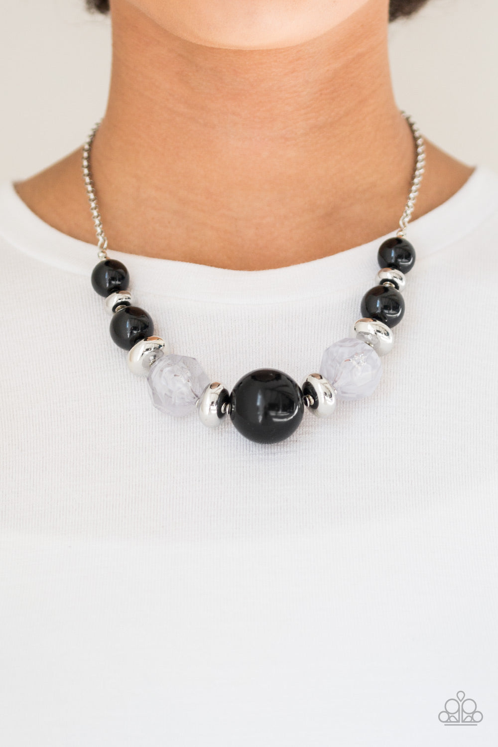 Daytime Drama Black Necklace