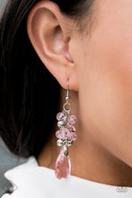 Cargar imagen en el visor de la galería, Before and AFTERGLOW Pink Earring
