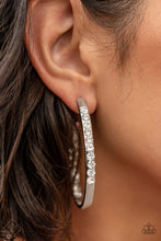 Load image into Gallery viewer, Borderline Brilliance White Earring
