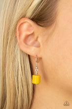 Cargar imagen en el visor de la galería, Tranquil Trendsetter Yellow Necklace
