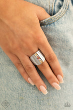 Cargar imagen en el visor de la galería, Thrifty Trendsetter Multi Ring
