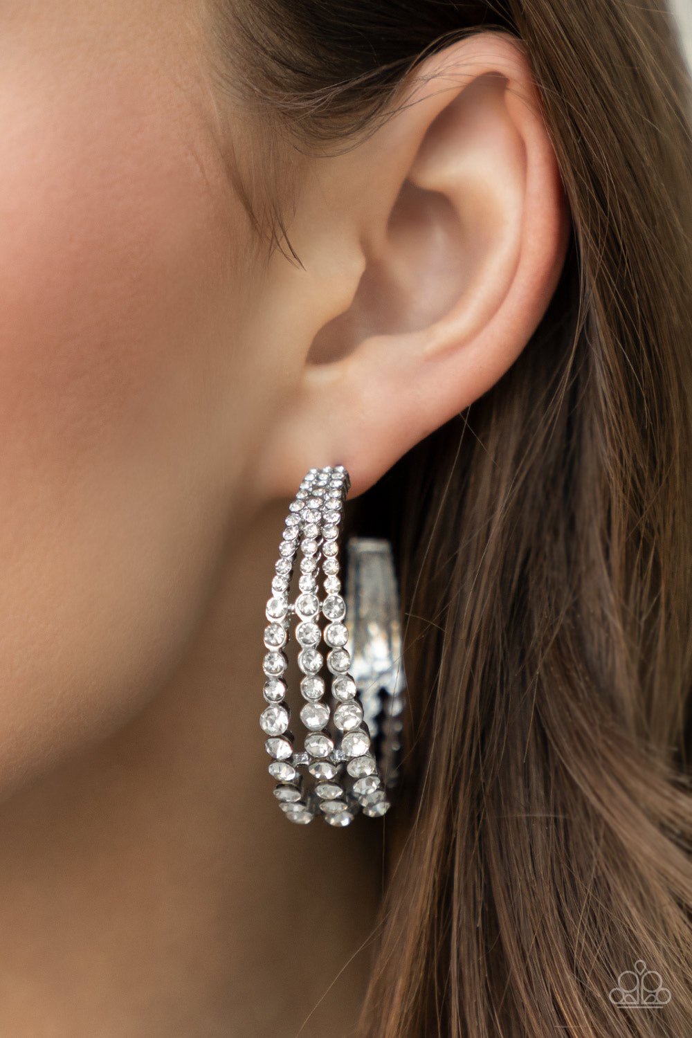 Cosmopolitan Cool White Earring