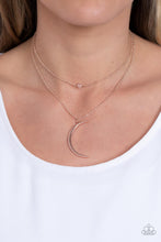 Load image into Gallery viewer, Modern Moonbeam Rose Gold Necklace
