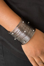 Cargar imagen en el visor de la galería, Professional Prima Donna Black Bracelet
