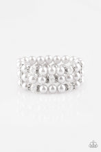 Cargar imagen en el visor de la galería, Undeniably Dapper Silver Pearl Bracelet
