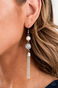 Going DIOR to DIOR White Earring