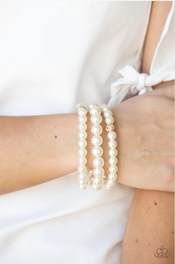 Here Comes The Heiress Gold Pearl Bracelet