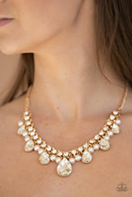 Load image into Gallery viewer, Knockout Queen Gold Pearl Necklace
