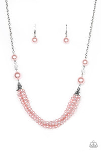 One WOMAN Show Pink Pearl Necklace