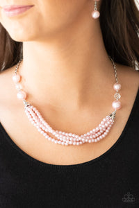 One WOMAN Show Pink Pearl Necklace