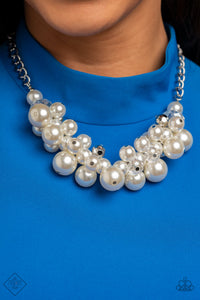 Romantically Reminicent White Pearl Necklace