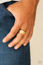 Load image into Gallery viewer, Sideswiped Black/ Gold Ring Men
