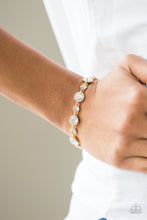 Load image into Gallery viewer, Starstruck Sparkle Gold Bracelet
