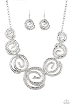 Cargar imagen en el visor de la galería, Statement Swirl Silver Necklace
