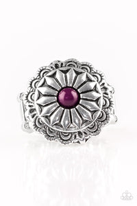 Daringly Daisy Purple/ White Ring